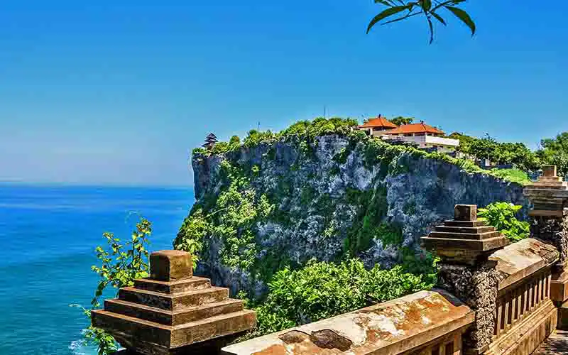 uluwatu temple